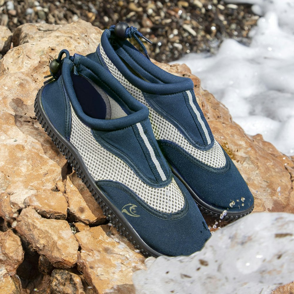 Badskor Rhodos Unisex SVART