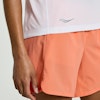 Saucony Stopwatch  Graphic Singlet (Dam) - White Graphic