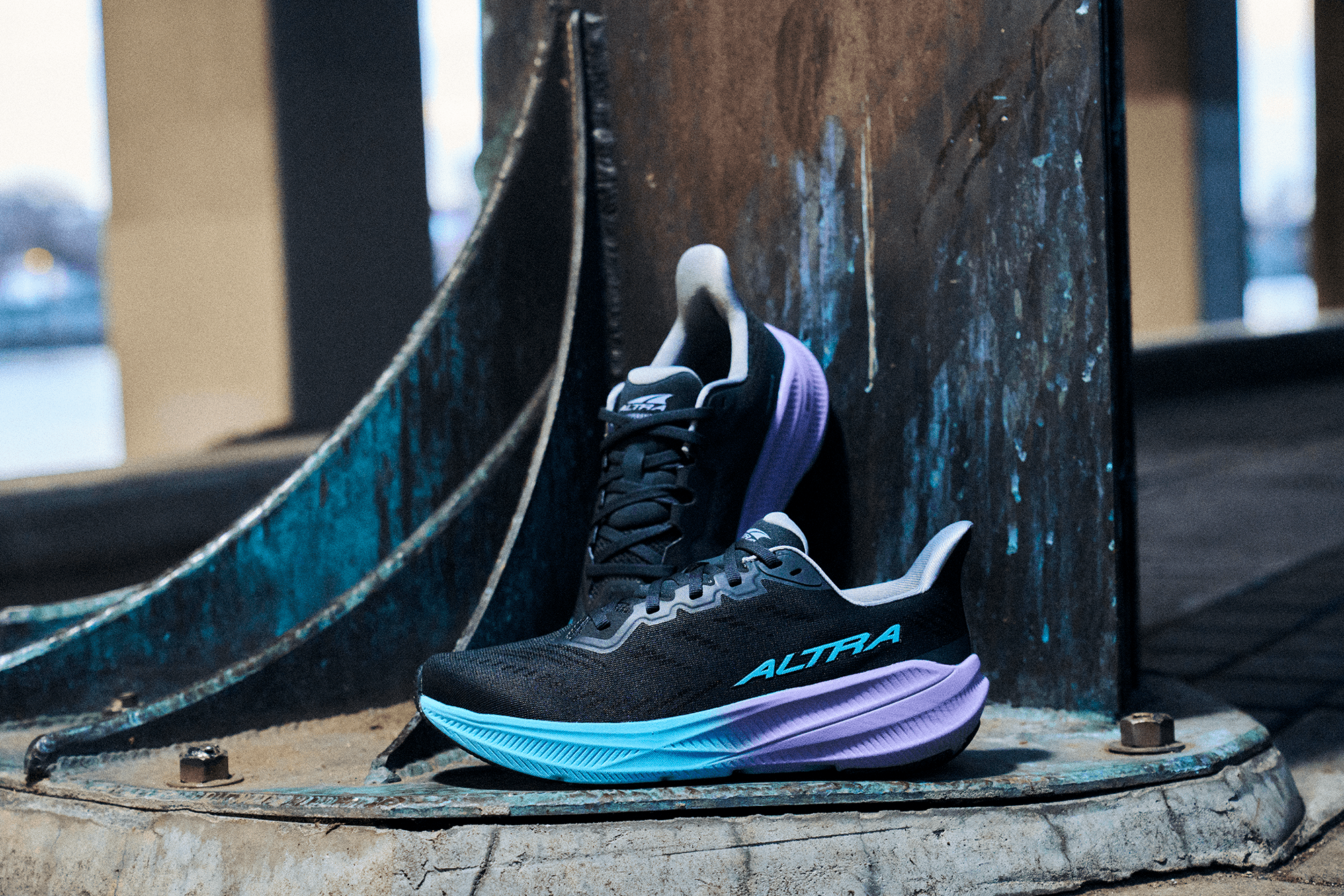 Altra Experience Flow 2