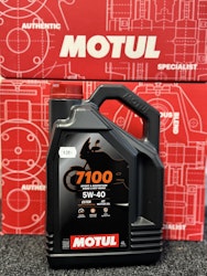 Motul 7100 5w40 4L * 1st HiFlo Oljefilter ingår *