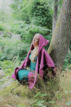 Rosa 100%  Ull Cape