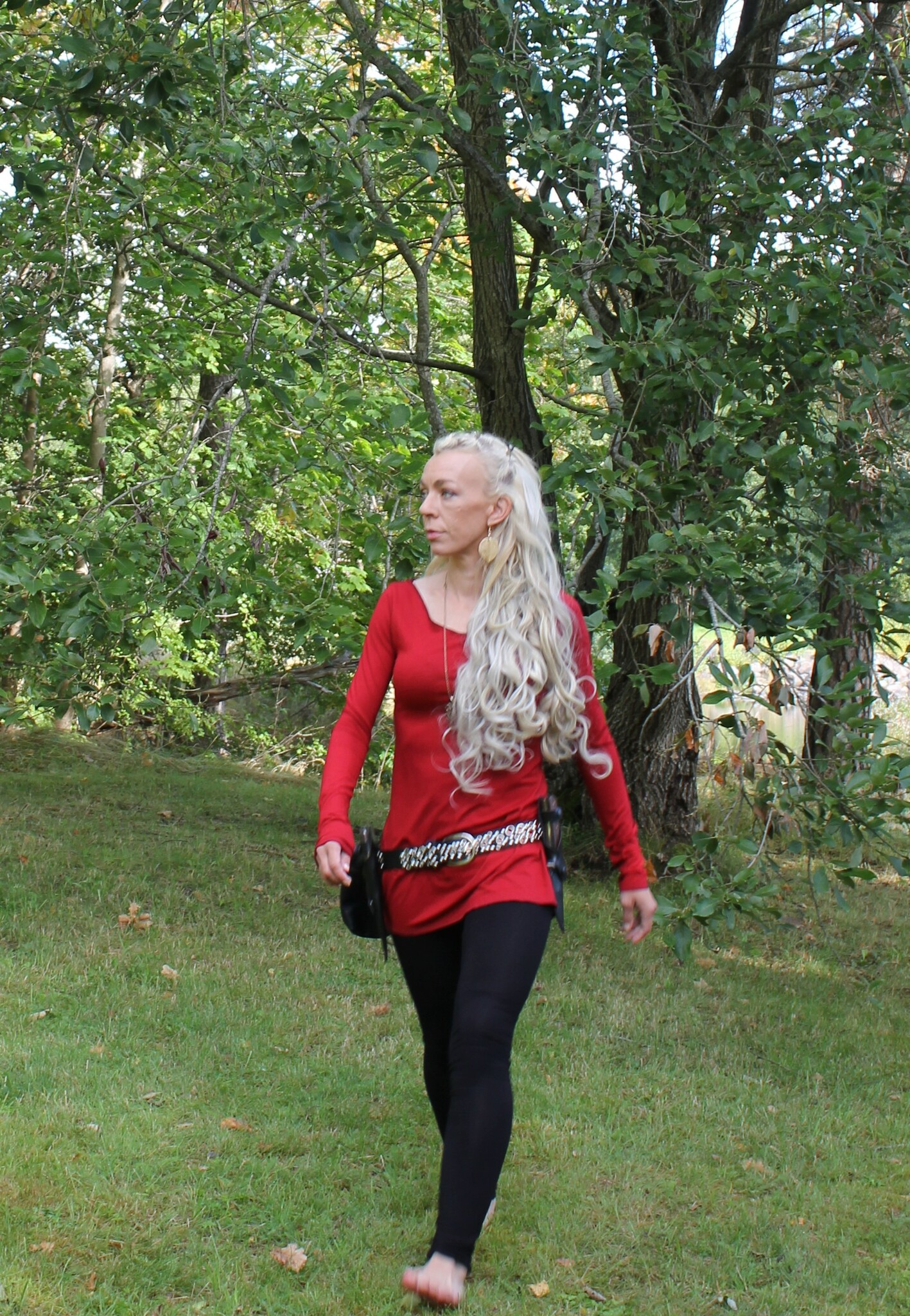 Röd svensktillverkad tröja