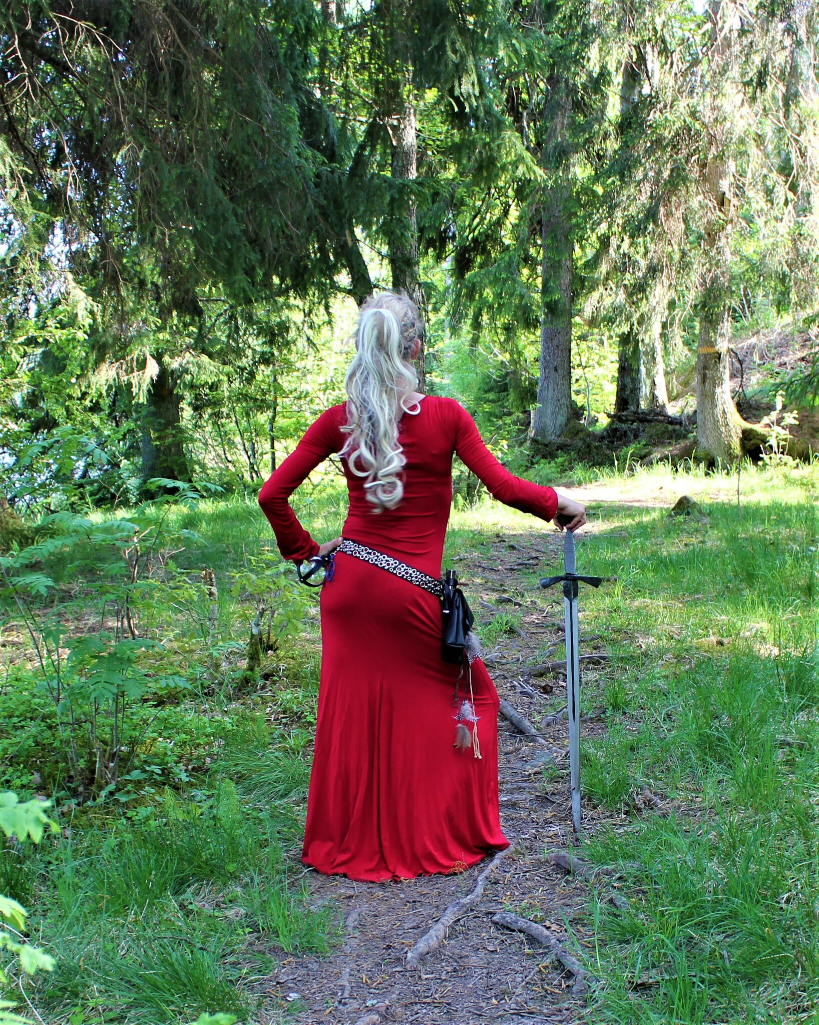 Röd fräck viking klänning