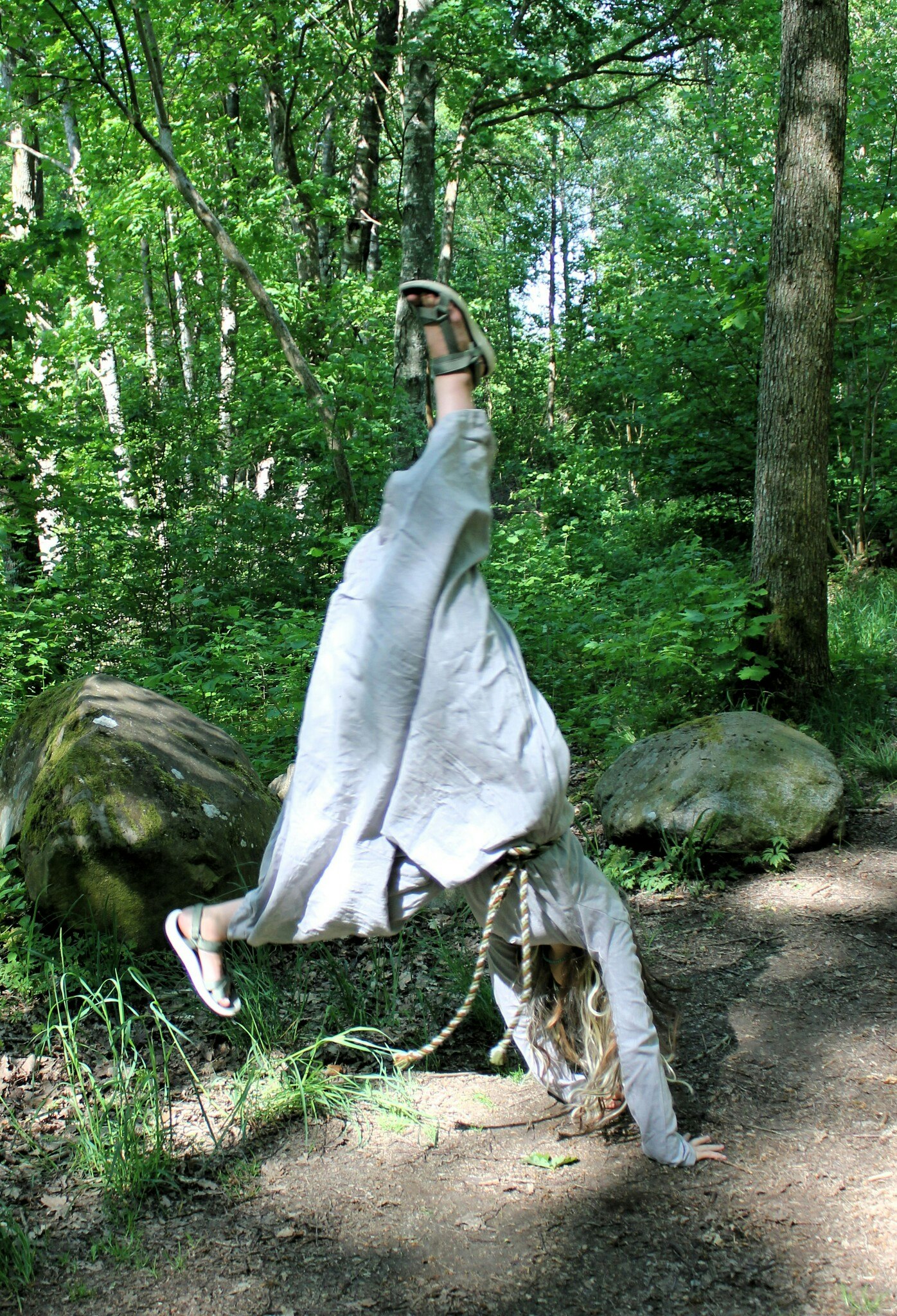 Barn Vikingaklänning Freja i Linne fr. 1599kr