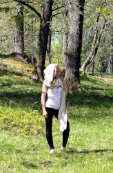 Halsduk med huva