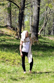 Halsduk med huva
