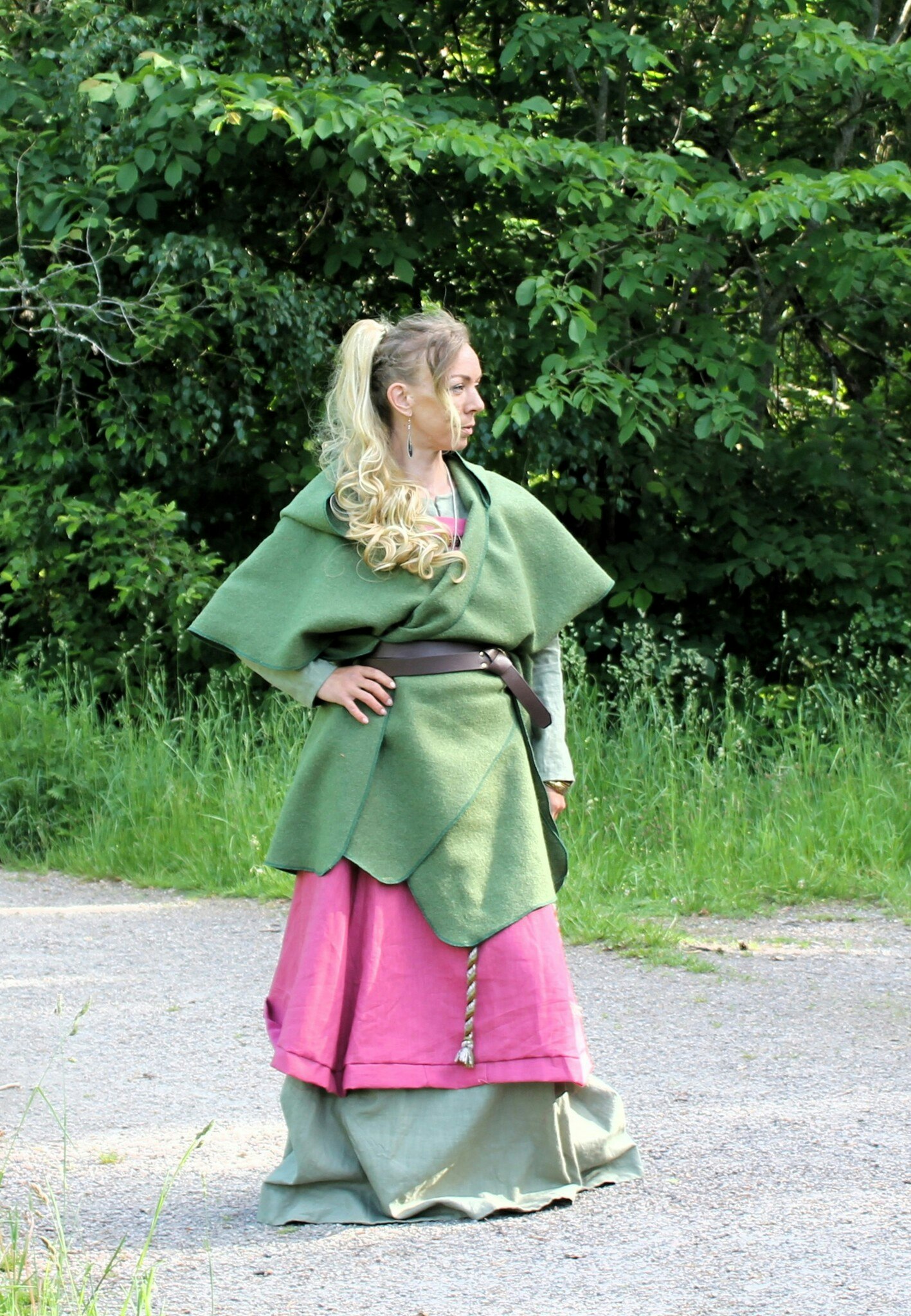 Rosa viking överklänning Maja i Linne
