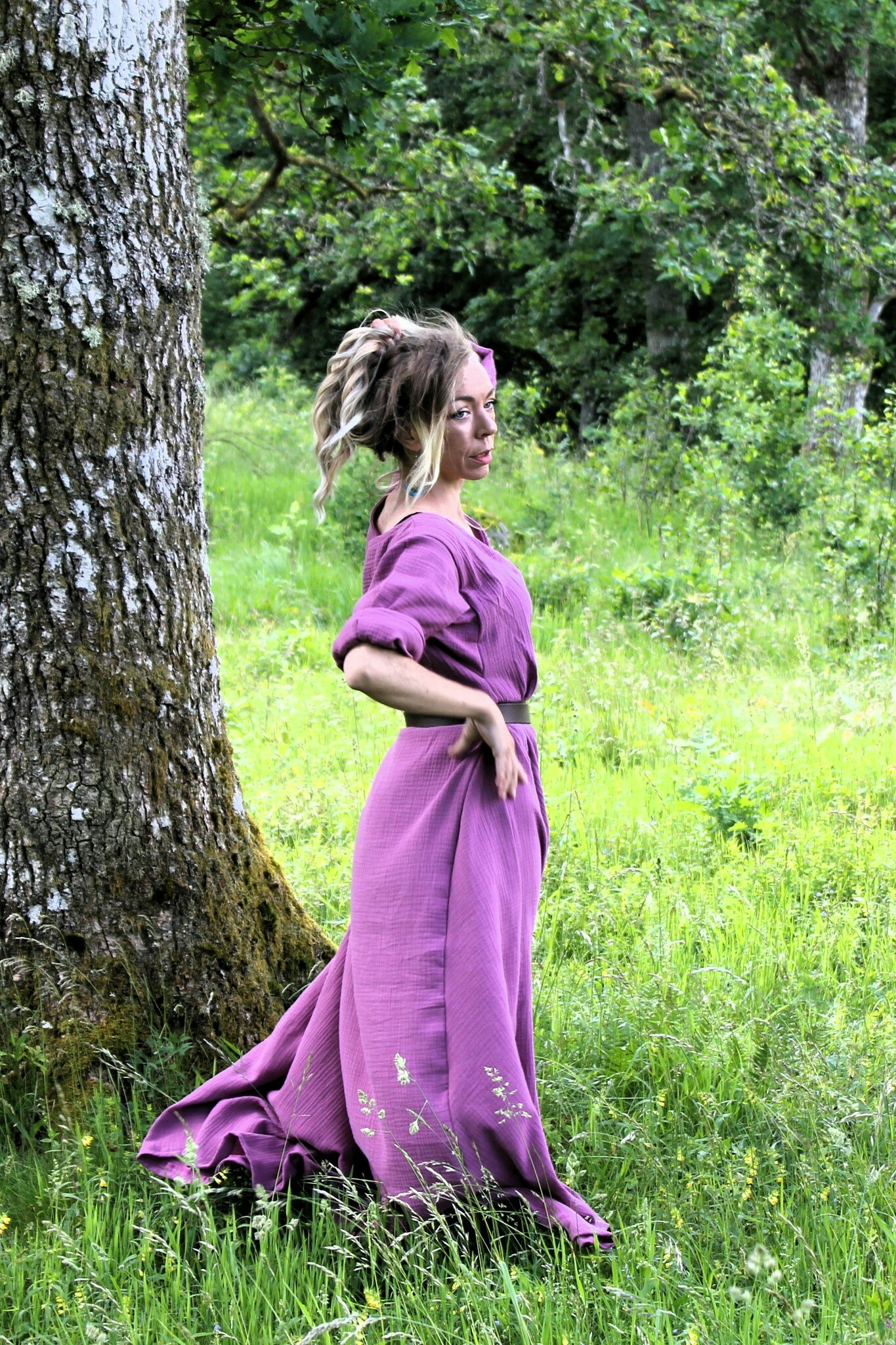 rosa vikingklänning viking klänning vikinga klänning rosa bomulls klänning rosa maxi klänning maxiklänning lila viking klänning rosa medeltidsklänning