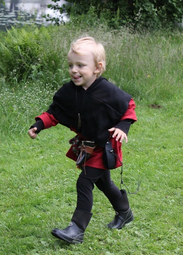 Viking huva/cape barn i 100% eko Ull fr. 599 kr