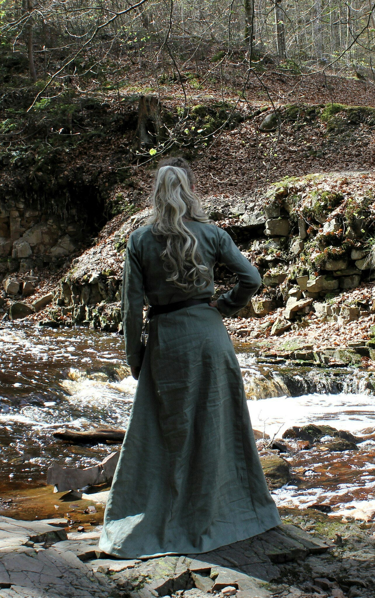 Grön vikingaklänning Istand i Linne