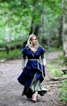 Blå 100% ull viking klänning