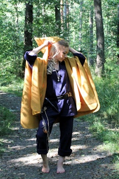 kort Gul 100%  Ull Cape