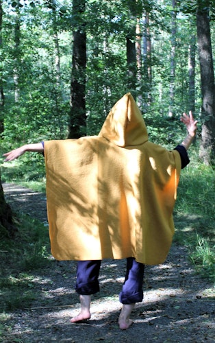 kort Gul 100%  Ull Cape