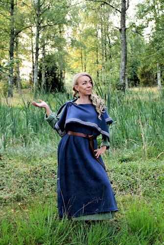Ull vikingaklänning ett elegant fornfynd