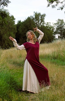 Ull klänning för Vikinga och medeltiden
