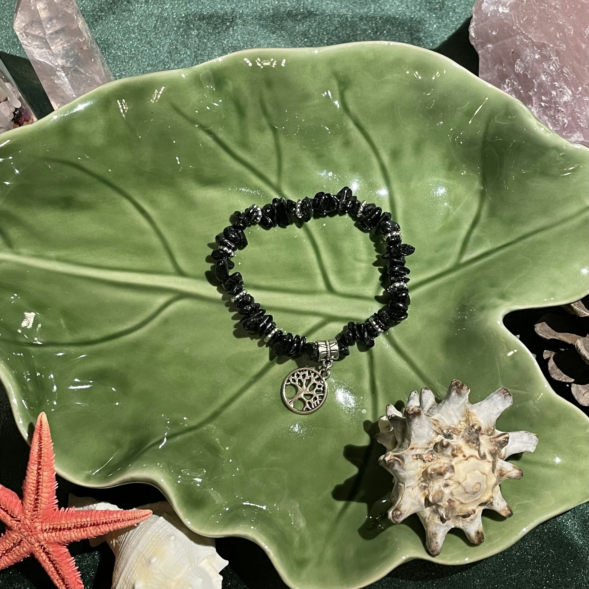 Armband- Turmalin - Chips - Silverpärlor - Träd Charm