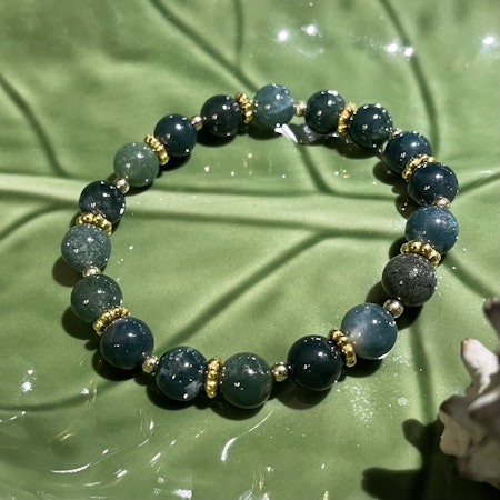 Armband - Mossagat - Rund - Guldpärlor