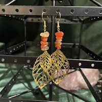 Örhängen- Karneol - Chips - Guld Blad Charm