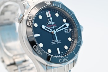 SOLD Omega Seamaster Diver Box & Papers
