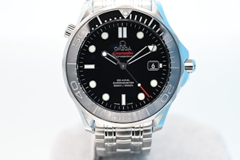 SOLD Omega Seamaster Diver Box, Tag & Papers 21230412001003