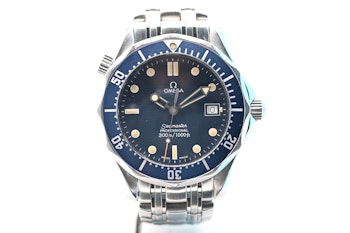SOLD Omega Seamaster Professional 300m Mid Size 2561.80 - 254