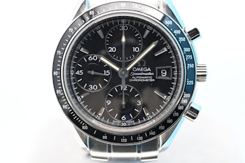 SOLD Omega Speedmaster Date Box & 3 papers 3210.50 - 238