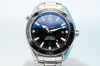 SOLD Omega Seamaster Planet Ocean Limited Omega Box & All 4 Papers - 231