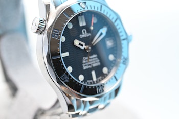 SOLD Omega 2552.80 Seamaster Professional 300m Mid Size - 219