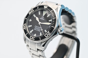 Sold Omega Seamaster Professional 300m Mid Size 2252.50 - 407