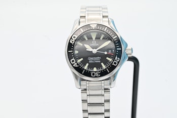 Sold Omega Seamaster Certified - Lady 28mm 2284.50 - Box Tag & Papers