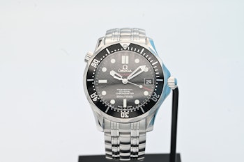 SOLD Omega Seamaster Diver 300 M midsize Box&Papers+ tag ref: 212.30.36.20.01.001- 566