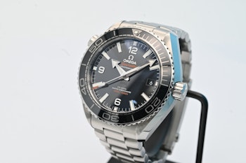 Sold: Omega Seamaster Planet Ocean Top Condition  Box&Papers 215.30.44.21.01.001-574