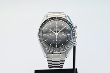 Sold: Omega Speedmaster Professional Moonwatch Fullset ref: 3570.50- 604