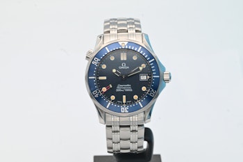 SOLD Omega Seamaster Professional 300m Mid Size ref: 2561.80 Top Condition- 625