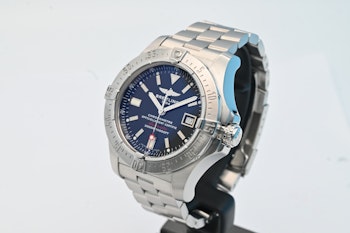 Breitling Avenger Seawolf Box & papers A17330 - 665