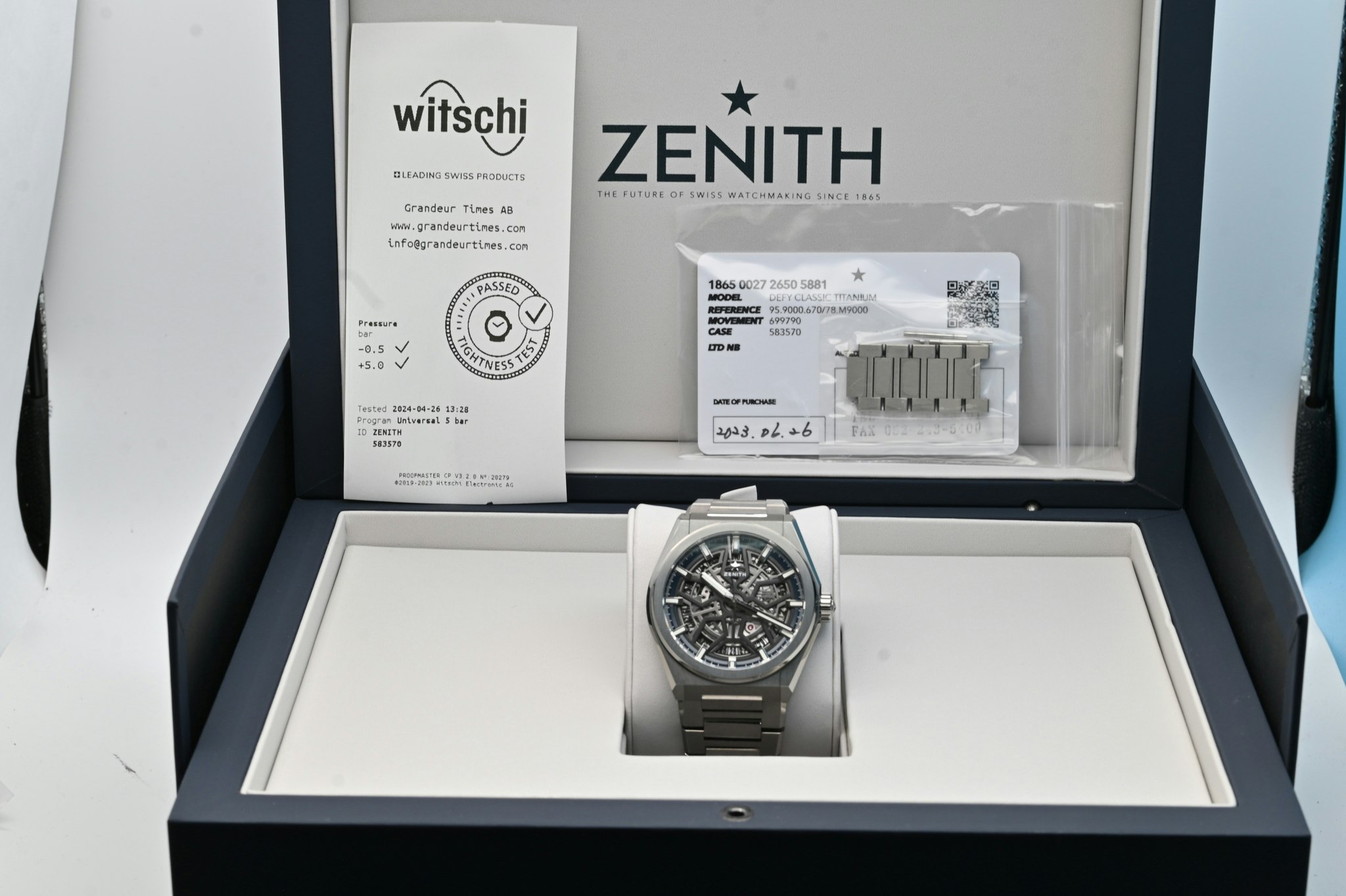 Sold: Zenith Defy Classic Skeleton 2023 Mint condition Box&paper ref. 95.9000.670 - 713