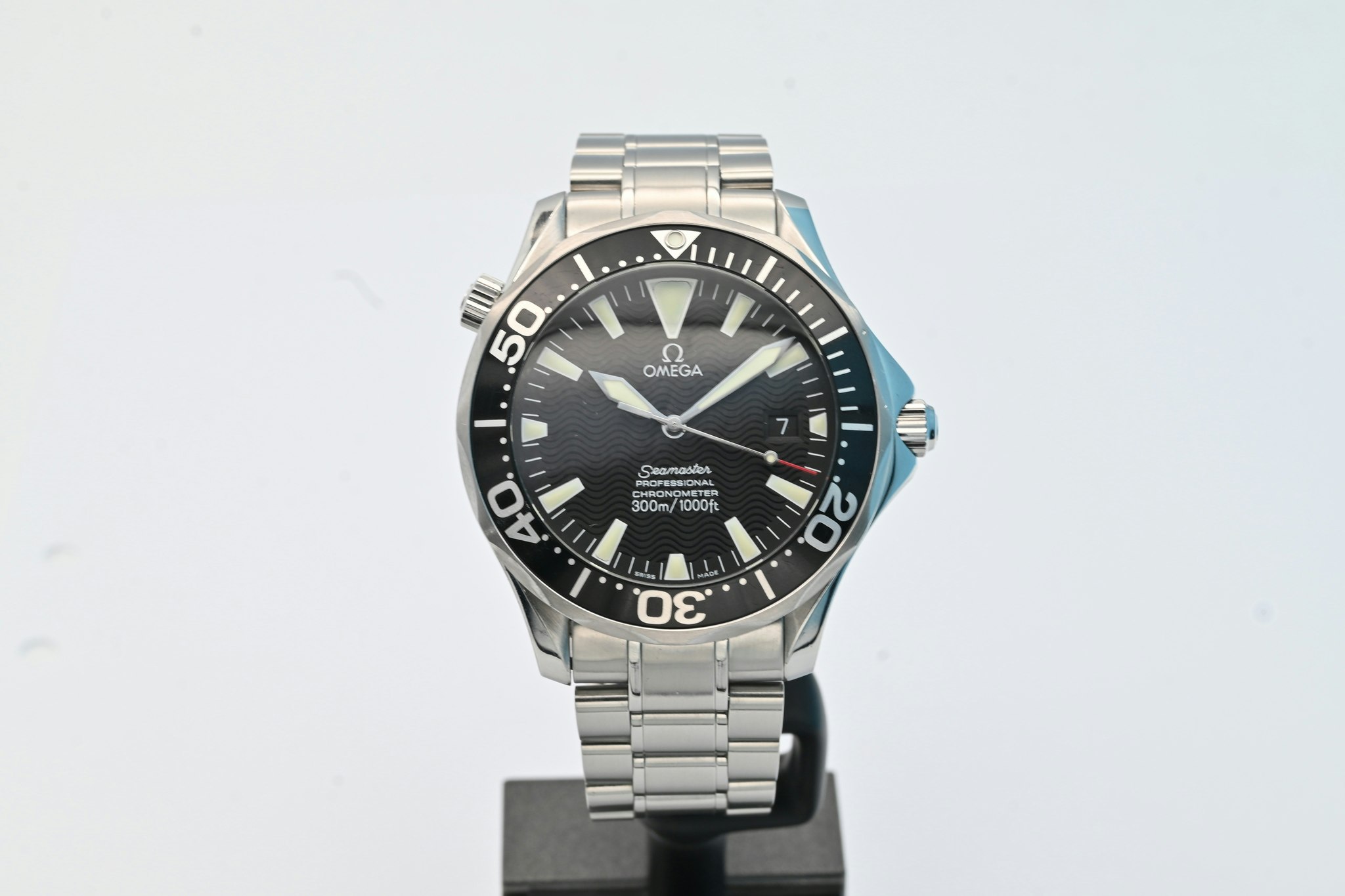 Sold: Omega Seamaster Diver 300 M Certified Professional 2254.50 Box & 3 Papers Newly serviced - 584