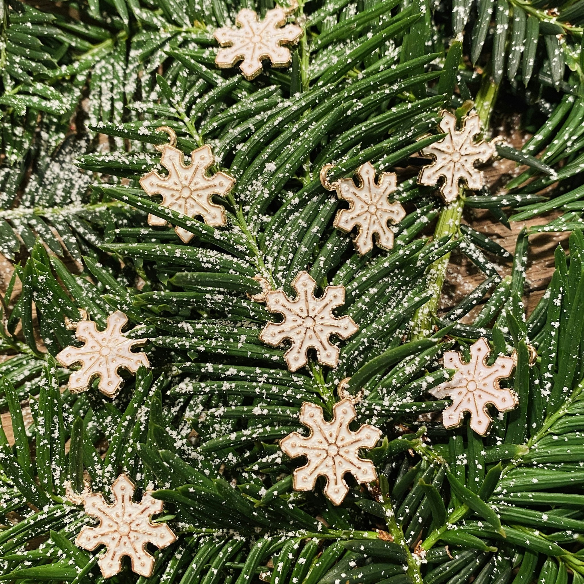 Snöflingor guld/vita