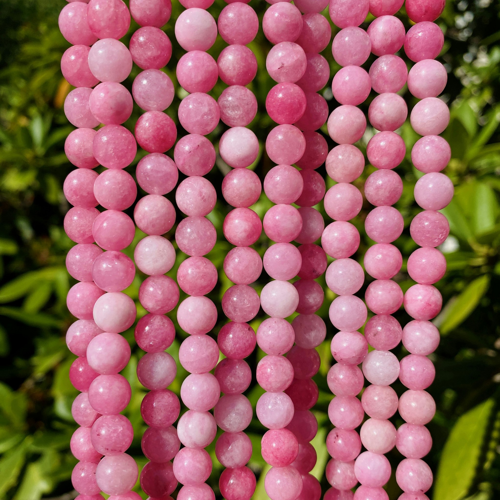 Jade 8 mm flawless flamingo