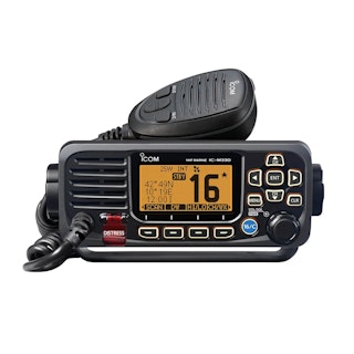 Icom IC-M330GE Fast Marinradio med GPS
