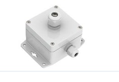 Microphone for outdoor use, including built in  amplifier