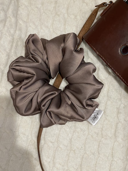 Fluffy Schrunchie