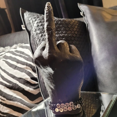 Fuck u hand med zebra nagel & armband (valfritt budskap)