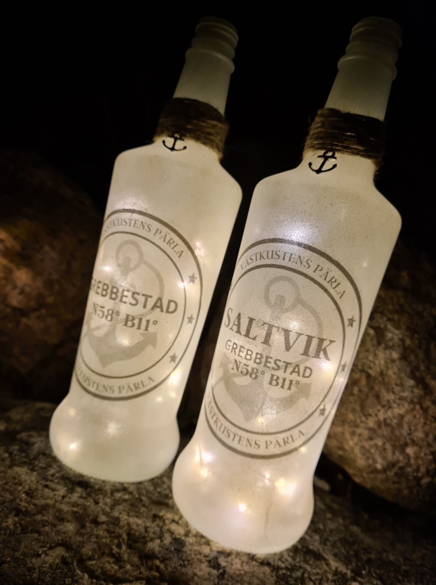 Flaska med belysning Saltvik Grebbestad