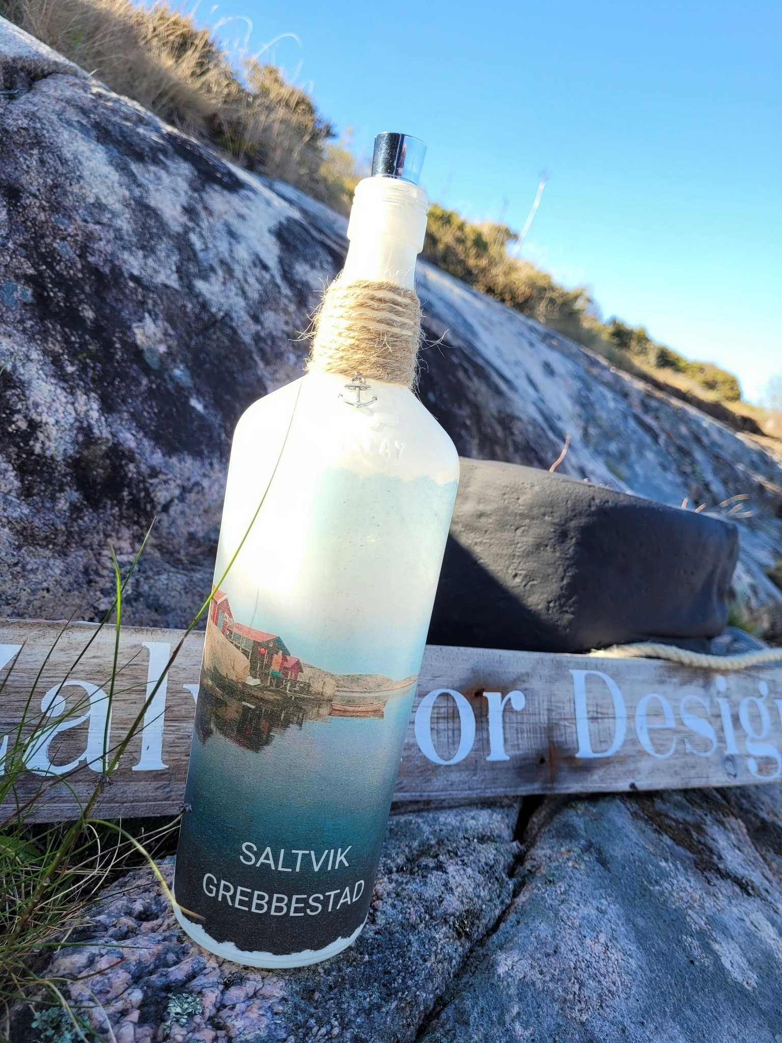 Flaska med belysning  Saltvik Grebbestad