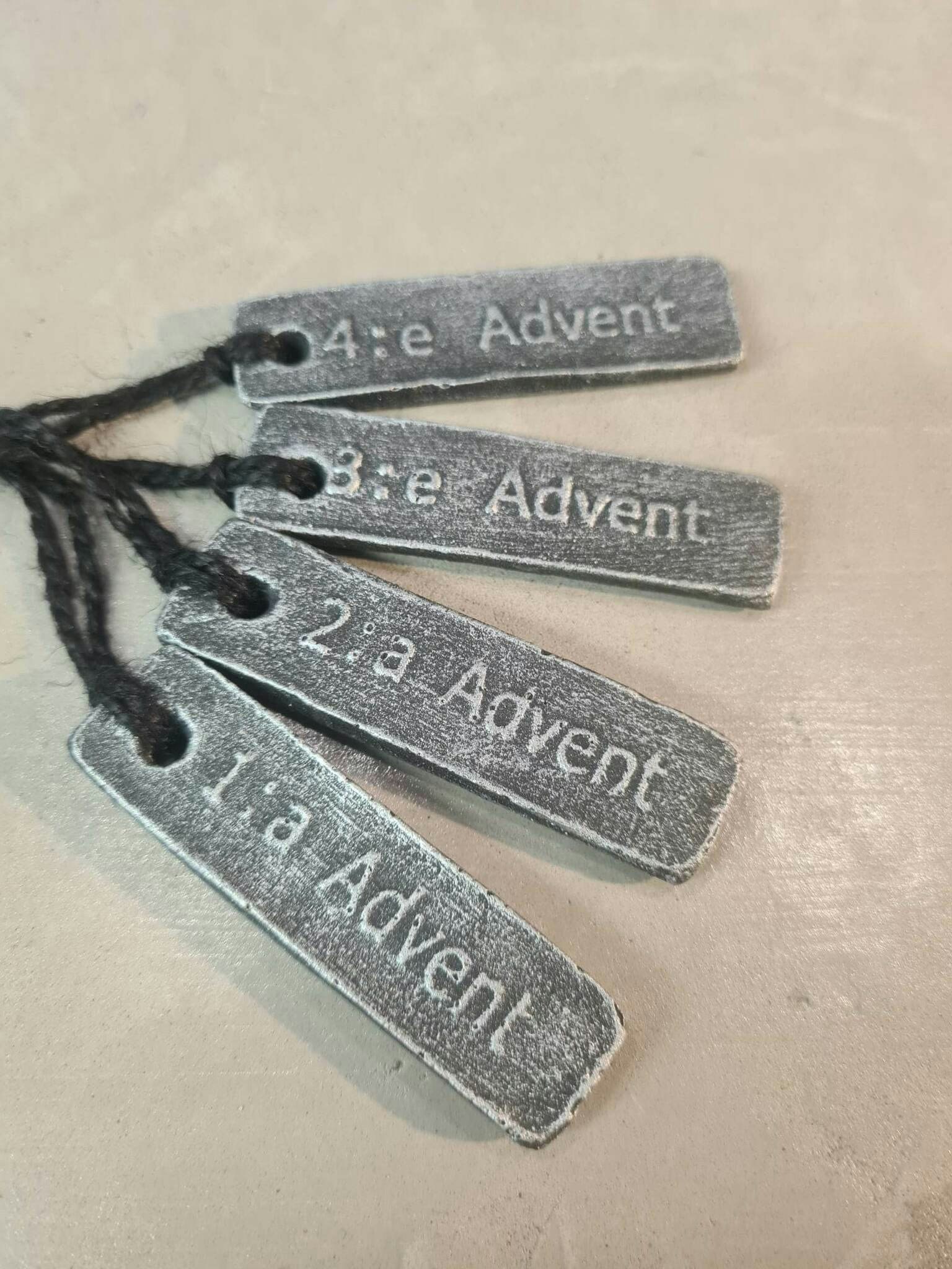 Adventssiffror Tags  Silver