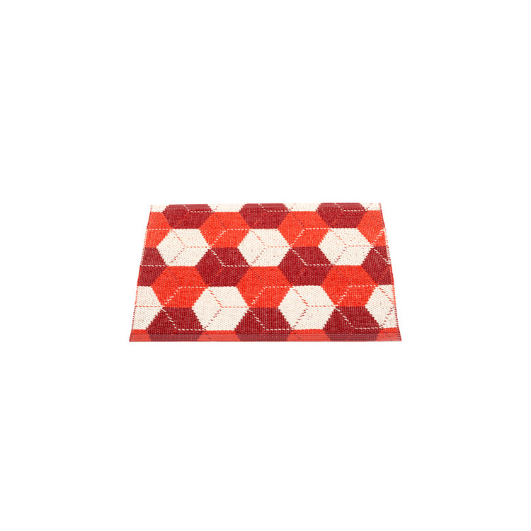 Pappelina matta Trip Berry · Coral Red · Vanilla 70x50 cm