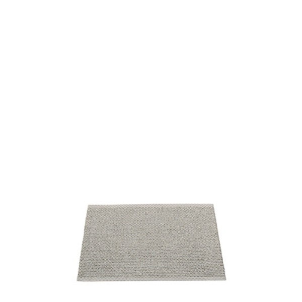 Pappelina matta Svea Warm Grey · Granit Metallic 70x50 cm