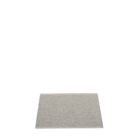 Pappelina matta Svea Warm Grey · Granit Metallic 70x50 cm