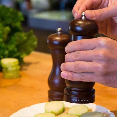 Cole & Mason Pepparkvarn 16,5 cm mörkt trä